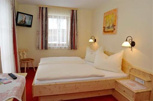 фото отеля Gasthof Pension Schwarzenhof