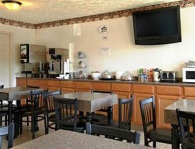 фото отеля American Inn Hurricane (West Virginia)