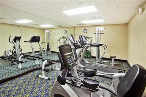 фото отеля Holiday Inn Express Jackson Pearl International Airport