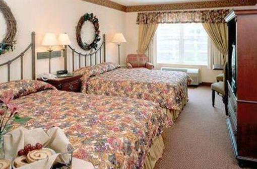 фото отеля Norwood Inn And Suites