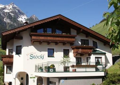 фото отеля Ferienhof Stockl Apartments Finkenberg