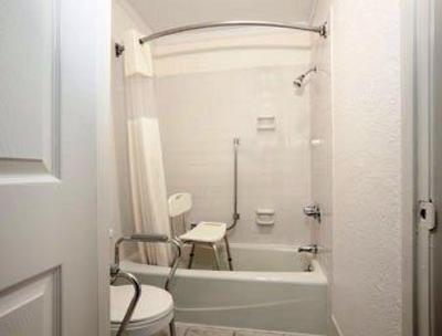 фото отеля Days Inn Ottawa