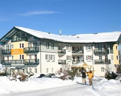фото отеля Crystls Aparthotel Flachau