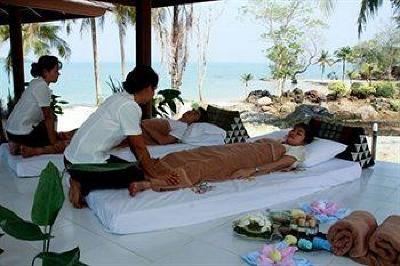 фото отеля Kooncharaburi Resort Spa & Sailing Club