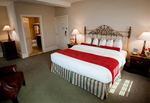 фото отеля Normandy Farm Hotel & Conference Center