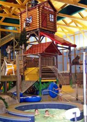 фото отеля Grizzly Jack's Grand Bear Resort