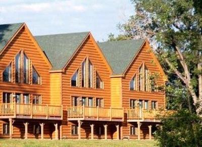 фото отеля Grizzly Jack's Grand Bear Resort