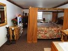 фото отеля Grizzly Jack's Grand Bear Resort