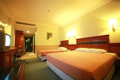 фото отеля New Pacific Hotel