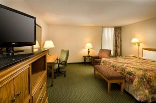 фото отеля Drury Inn Poplar Bluff