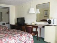 Knights Inn Cleveland Macedonia