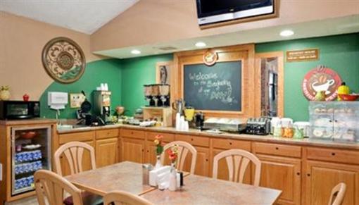 фото отеля AmericInn Lodge & Suites Lakeville