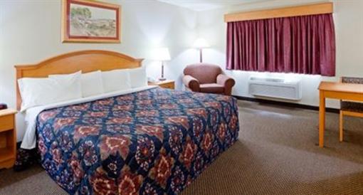 фото отеля AmericInn Lodge & Suites Lakeville