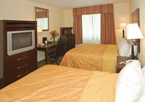 фото отеля Sleep Inn & Suites Riverdale
