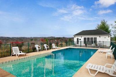 фото отеля Baymont Inn & Suites Martinsville