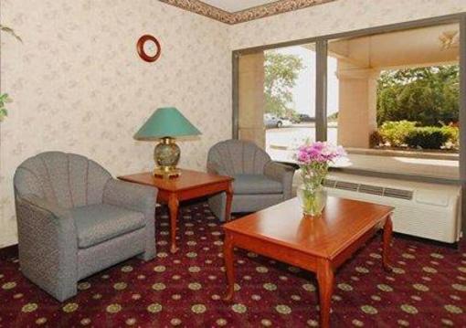 фото отеля Econo Lodge South