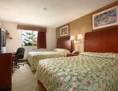 фото отеля Super 8 Motel Belleville (Michigan)