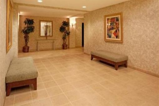 фото отеля Holiday Inn Express Hotel & Suites Mebane