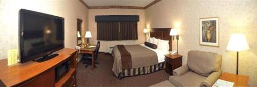 фото отеля BEST WESTERN PLUS Shamrock Inn & Suites