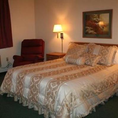 фото отеля AmericInn Motel & Suites Bay City