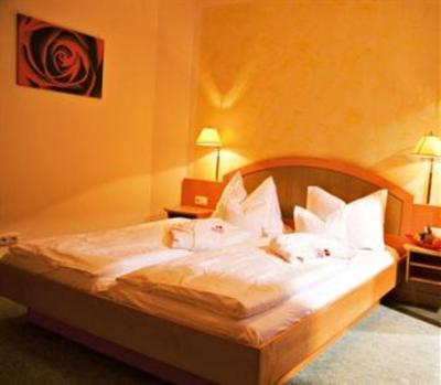 фото отеля Maiers Wellnesshotel Loipersdorf