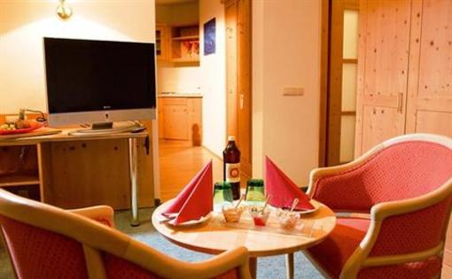 фото отеля Maiers Wellnesshotel Loipersdorf