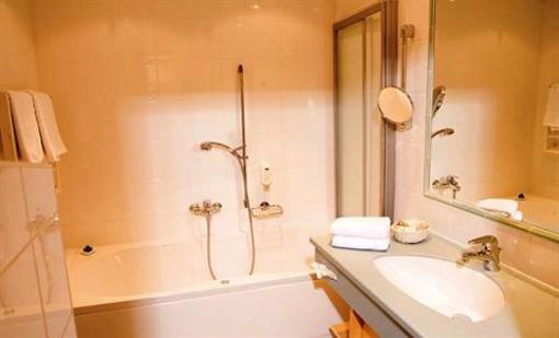 фото отеля Maiers Wellnesshotel Loipersdorf