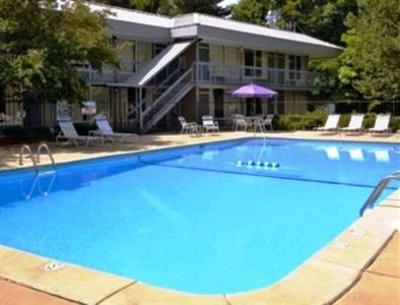 фото отеля Days Inn Asheville Mall