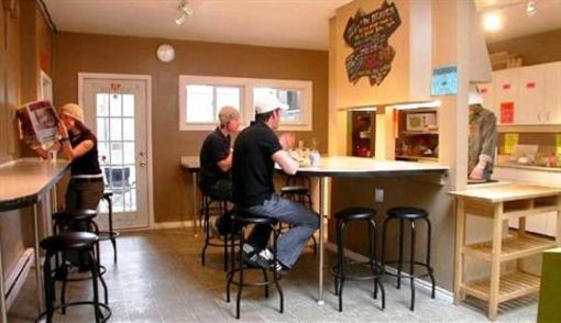 фото отеля Samesun Backpackers Vancouver