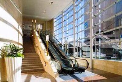 фото отеля Nishitetsu Inn Hakata