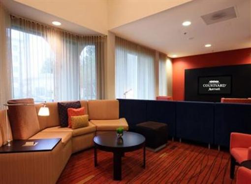 фото отеля Courtyard by Marriott Dallas Market Center