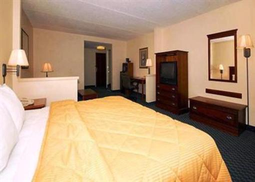 фото отеля Howard Johnson Inn and Suites Central San Antonio