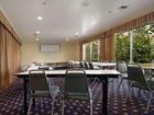 фото отеля Howard Johnson Inn and Suites Central San Antonio