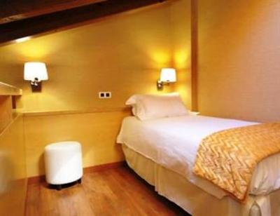 фото отеля Hotel Casa Cornel Benasque