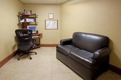 фото отеля Holiday Inn Express Chapel Hill