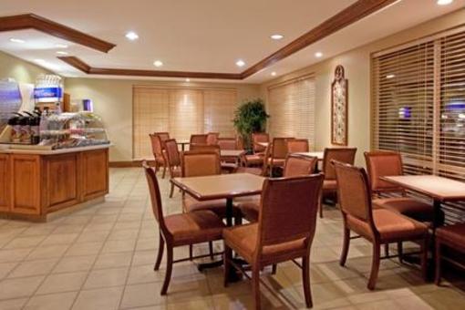 фото отеля Holiday Inn Express Chapel Hill