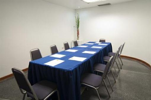 фото отеля Hotel Chacao Cumberland