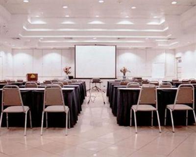 фото отеля Hotel Chacao Cumberland