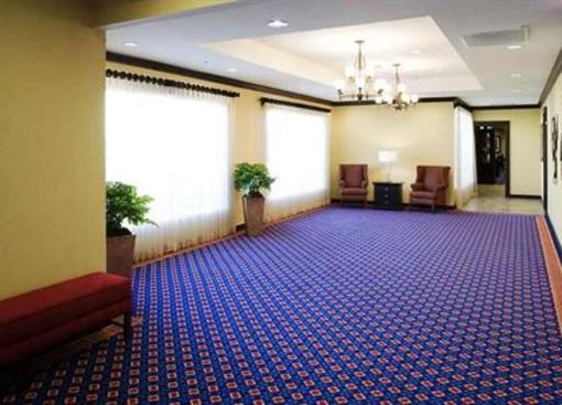 фото отеля Fairfield Inn & Suites Houston Intercontinental Airport
