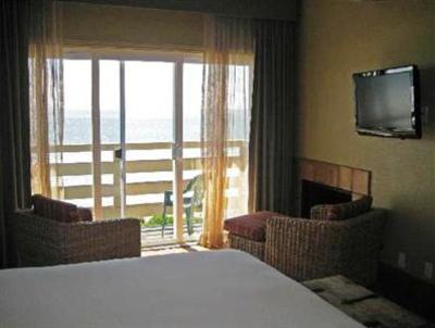 фото отеля Cypress Inn on Miramar Beach