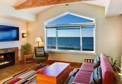 фото отеля Cypress Inn on Miramar Beach