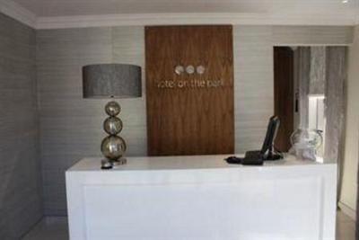 фото отеля Hotel On The Park Durban