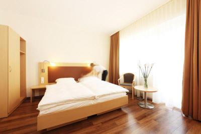 фото отеля Hotel Imperial Dusseldorf