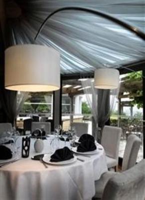 фото отеля Les Tresoms Lake and Spa Resort