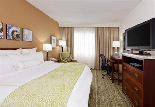 фото отеля Marriott Chicago Midway