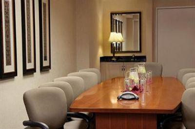фото отеля Four Points by Sheraton Chicago Downtown / Magnificent Mile