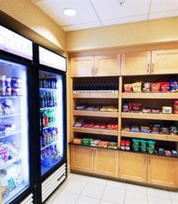 фото отеля SpringHill Suites Fresno