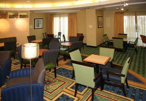 фото отеля SpringHill Suites Fresno