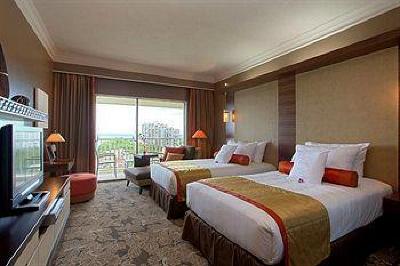 фото отеля Sheraton Laguna Guam Resort Tamuning