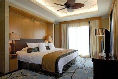 фото отеля Sheraton Laguna Guam Resort Tamuning
